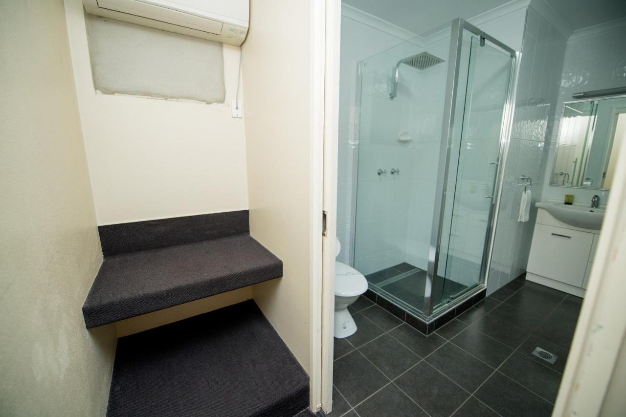 Sarina Motor Inn المظهر الخارجي الصورة