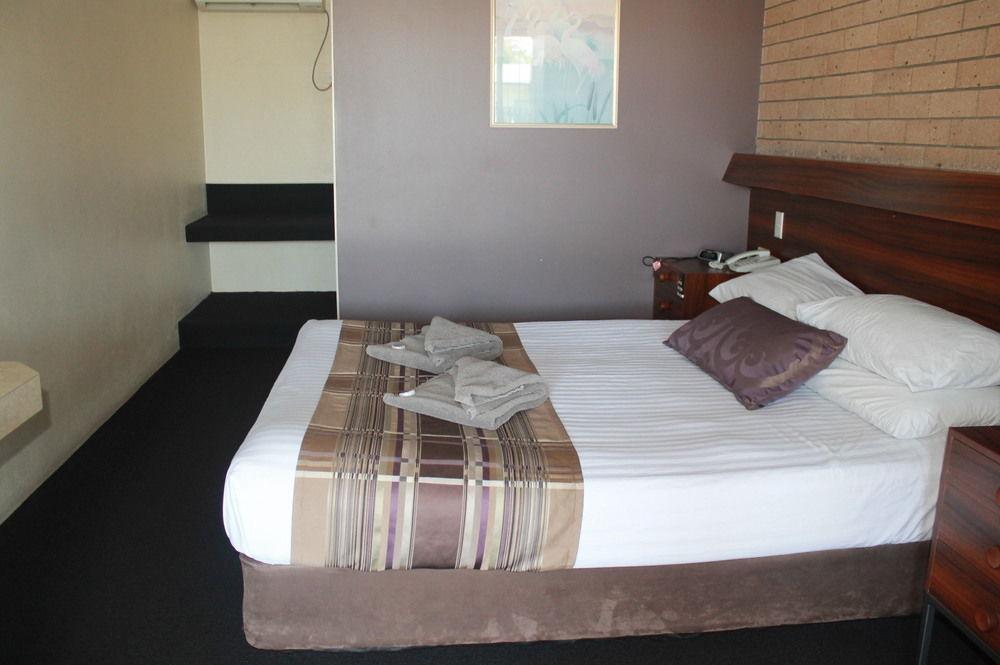 Sarina Motor Inn المظهر الخارجي الصورة