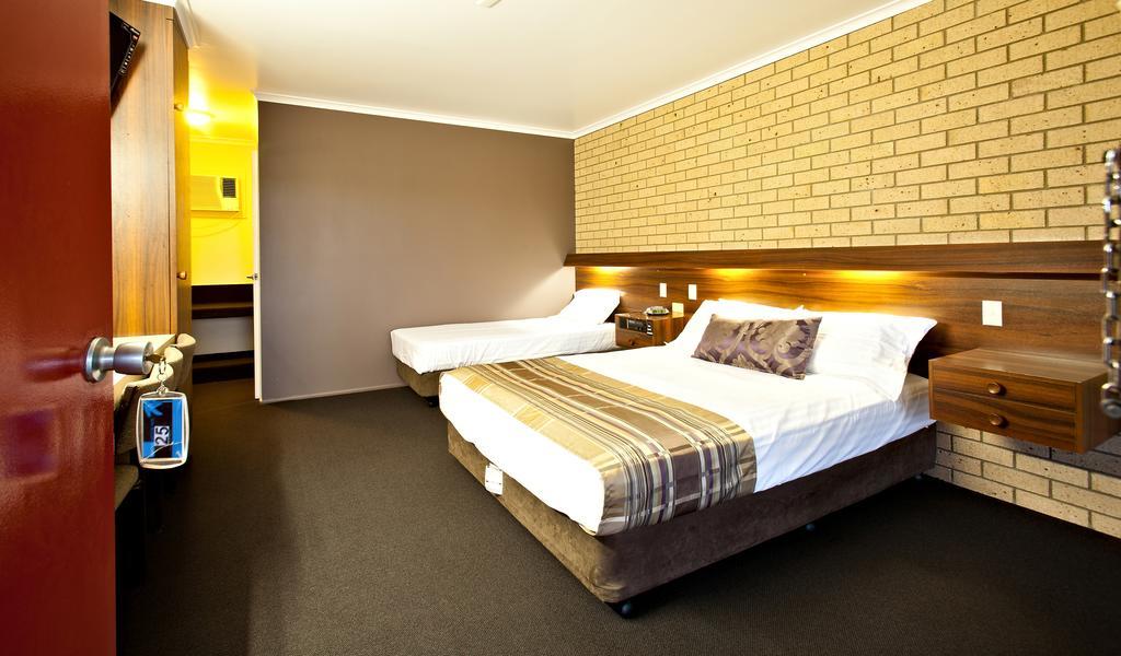 Sarina Motor Inn المظهر الخارجي الصورة