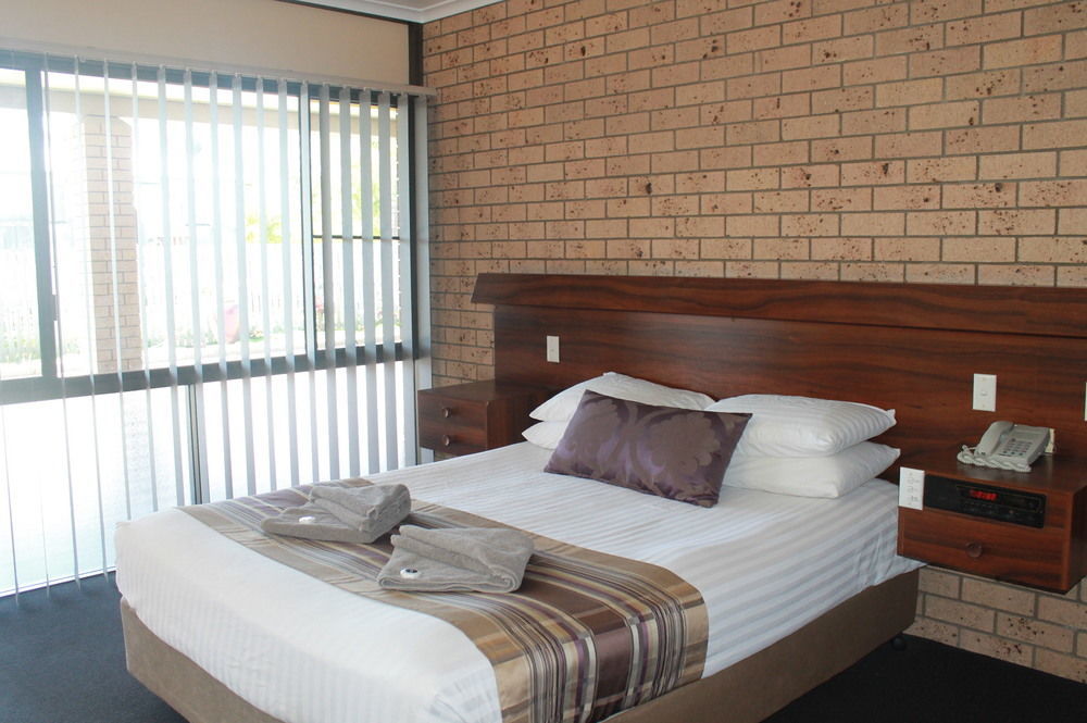 Sarina Motor Inn المظهر الخارجي الصورة