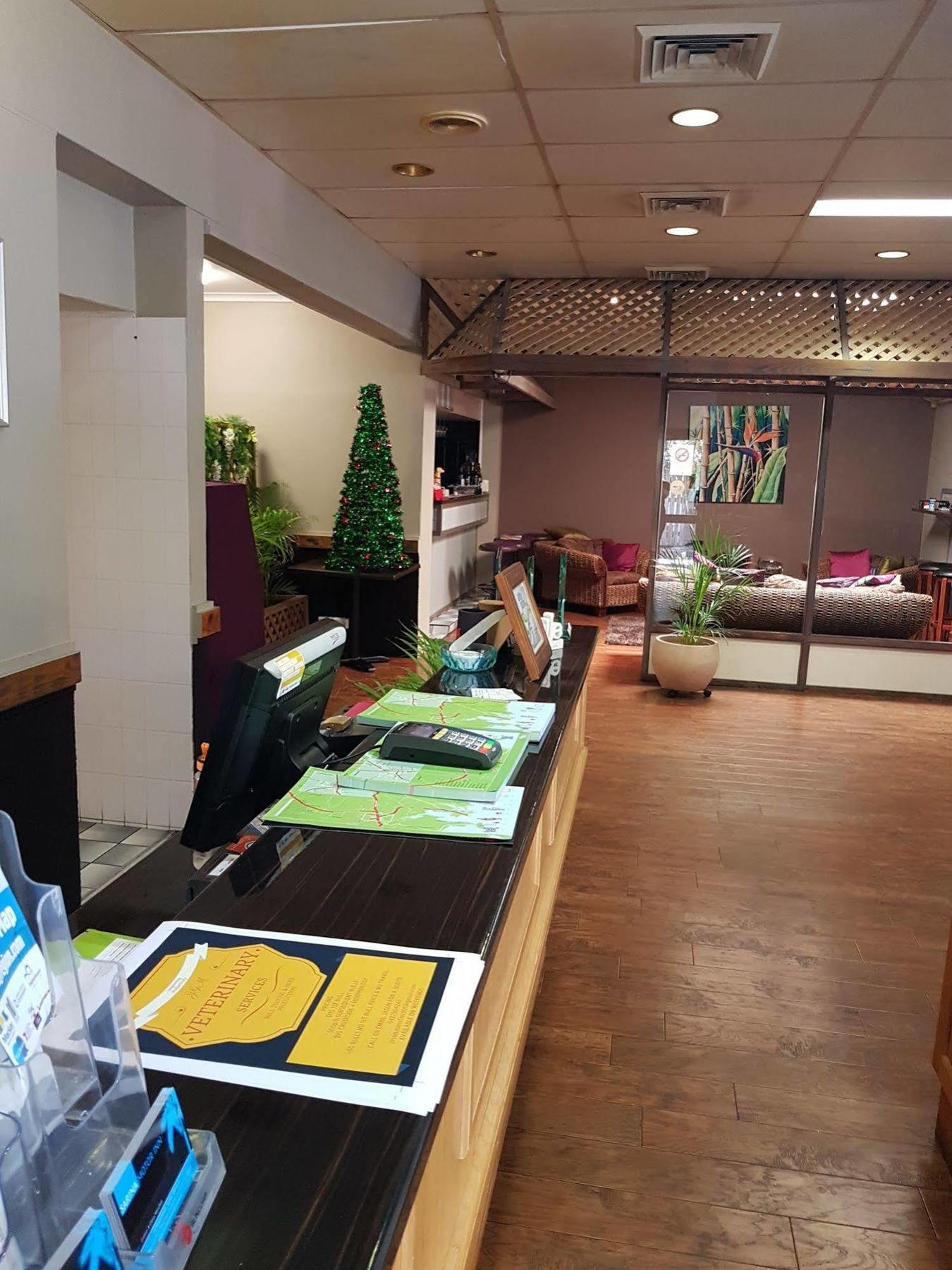 Sarina Motor Inn المظهر الخارجي الصورة
