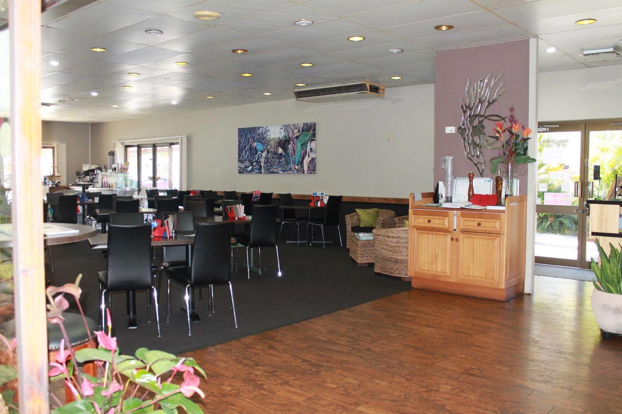 Sarina Motor Inn المظهر الخارجي الصورة
